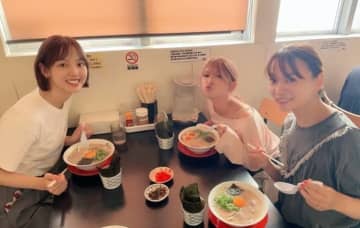 元モー娘。メンバー、矢口真里らと佐賀ラーメンを堪能「めっちゃくちゃ美味しかった」