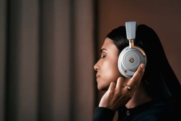 世界初の“Hi-Resワイヤレス”　SteelSeries『Arctis Nova Elite』はゲーミングヘッドセットの新基準