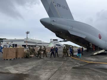八丈島台風被害で陸・海・空自衛隊が災害派遣、物資輸送や支援活動を実施