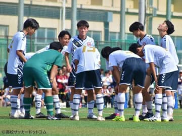 東大を目指す選手も含め3年生31人全員で戦った選手権　市立浦和に善戦も春日部は決勝T1回戦で涙
