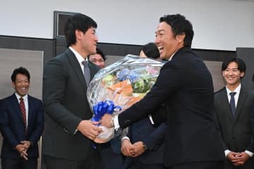 【巨人】引退決断の長野久義が貫いた〝わがまま〟に拍手　背番号７後継者へ「必ずやってくれる」