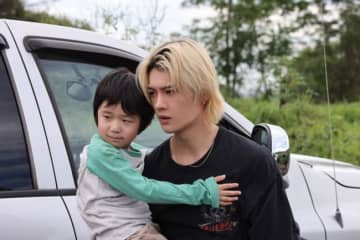 『ESCAPE』“リンダ”佐野勇斗の優しい一面に反響「激めろ」「惚れちゃう」