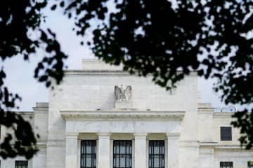 米、需要減で人員削減増　FRB、AI投資も背景