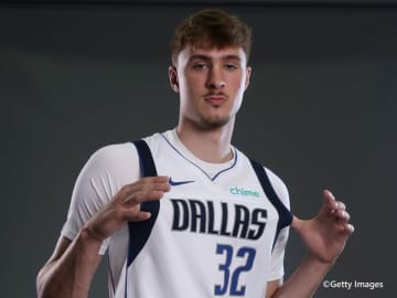 NBA、ユニフォームのパッチ導入を発表…ルーキーやアワード受賞者の着用後カードへ