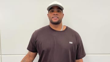 「怪我でCSには参加できませんが、遠くから応援しています」DeNA・ビシエドが帰国 走塁時足を痛めCS出場回避