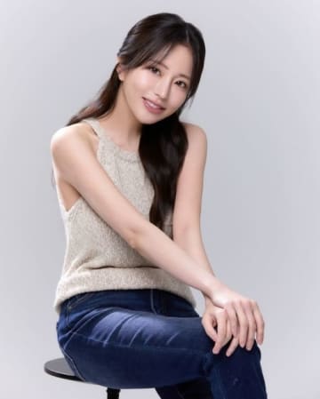 フリーアナウンサー谷あさこ、韓国で女優に挑戦！CUBEエンターテインメントと専属契約を締結