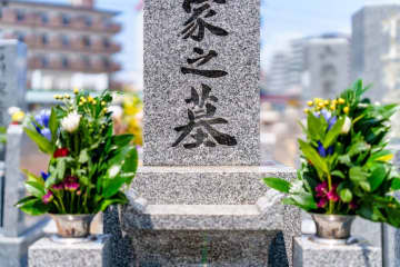 親の墓じまいに「100万円」も請求されました…これって“ぼったくり”ですか？ もう少し安くする方法はないのでしょうか？