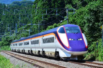 2025年引退の「E3系つばさ」による特別列車ツアー、11月・12月に開催　E8系へのラッピングも発表