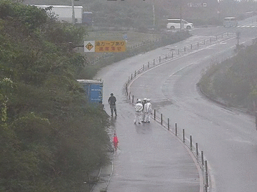【国道1号】笹原中山バイパス 三島市内でトラック事故 一部通行止め解除（16日17:30現在）