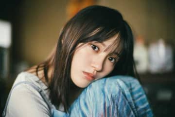 大越ひなのが魅せる“記憶の中の美しい人”。B.L.T.12月号で新連載が始動