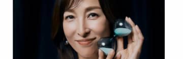 56歳の完璧プロポーション解禁！｢一度は断りました｣復活かとうれいこが語る“27年ぶり”写真集、｢半分ぐらいになっていました｣平成と違うグラビア撮影