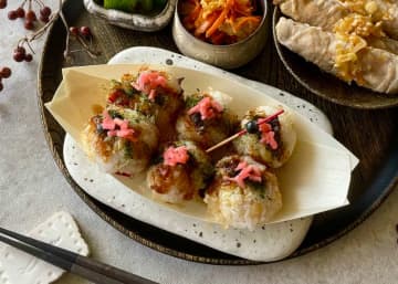 本物そっくり！遊び心満点「たこ焼きおにぎり」のレシピ