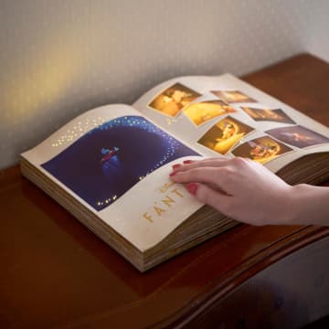【ディズニー】普通の本？→まさかのお洒落すぎアイテムだった…！ミッキーの“ブック形”インテリアが神仕様