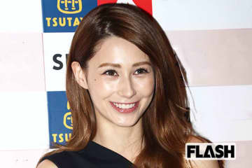 ダレノガレ明美、姪っ子モデルとのツーショットでハイレグボディスーツ披露「着てる人初めて見た」ファンも衝撃