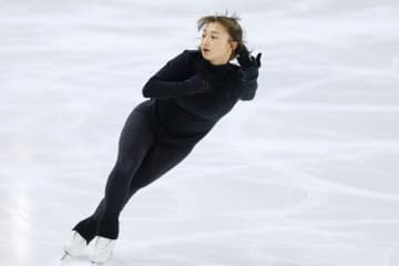 坂本軽快、中井デビューへ　フィギュアGP仏大会練習