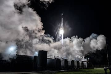 ロケットラボ、日本企業シンスペクティブの小型SAR衛星7機目を打ち上げ