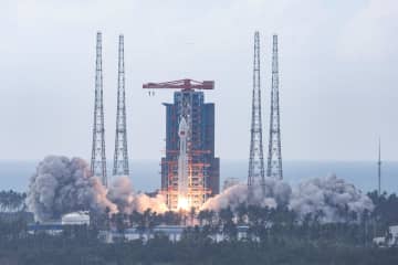 中国、衛星インターネット用１２組目衛星群打ち上げ