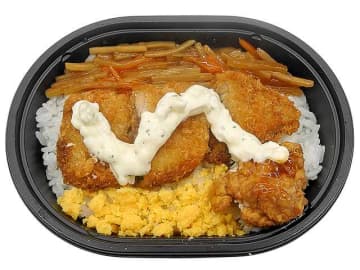 タルタルに合うアジフライとチキン南蛮をのせたお弁当が税込421円! セブン‐イレブンが「アジフライ御飯」を発売