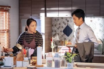 『小さい頃は、神様がいて』仲間由紀恵×北村有起哉の呼吸の良さ　あんが離婚を選んだワケ
