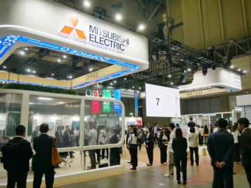 三菱電機、エアコンが準ミリ波で集中度を計測、自動でコーヒーが届く時代に？【CEATEC 2025】