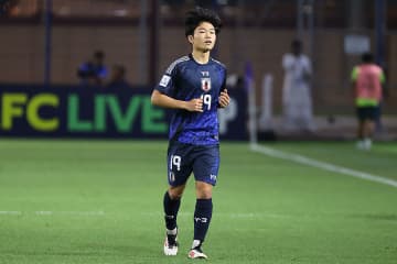 生え抜き17歳がプロ契約「未来は明るい！」　世代別でも活躍の逸材「早く試合で見てみたい」
