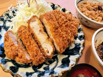 神コスパ！ご飯、キャベツが食べ放題の「厚切りとんかつよし平」が千葉県初出店＠野田市
