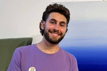 イタリア人「クリエイティブな刺激があります」　日本の「アーティストの街」で魅了された文化　購入したアイテムとは