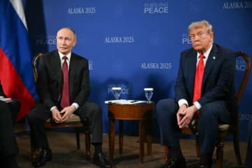 トランプ氏、ウクライナによるロシアのエネルギー施設攻撃支持に転換　アラスカ会談後の膠着受け