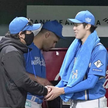 日本ハム新庄監督「監督は頭おかしい」と自虐も…CS敗退崖っぷちでも大きな収穫