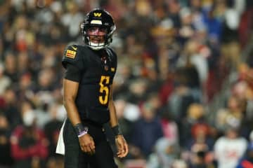 ミスの責任を取るコマンダースQBダニエルズ、“プレーの細部と決定率”の改善を目指す