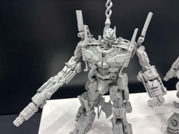 タカラトミー、「トランスフォーマー」新フィギュアブランドなど多数展示中！ 「エヴァ」コラボ「エヴァンゲリオンプライム（仮）」も【#全日本模型ホビーショー】