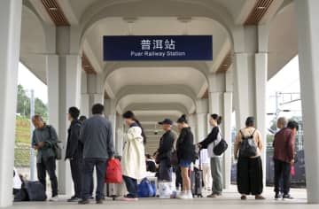 中国ラオス鉄道、越境旅客が60万人超す