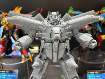 タカラトミーの「トイライズ」より「ガオガイガー」や「鎧真伝サムライトルーパー 凱（仮）」などが展示！【#全日本模型ホビーショー】「オルタードナノ」の原型なども展示
