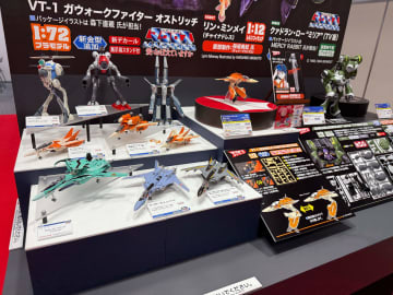 ハセガワの「マクロス」プラモデル新作「VT-1 ガウォークファイター オストリッチ」が展示【#全日本模型ホビーショー】レジンキット「リン・ミンメイ」原型写真も公開