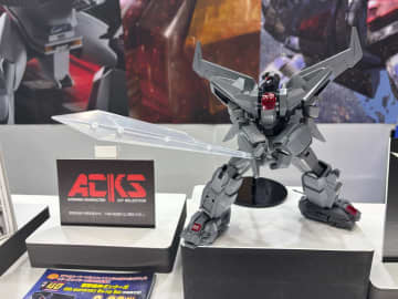 アオシマのプラモデル「ACKS ダンクーガ」は近日受注開始！最新原型公開【#全日本模型ホビーショー】「パトレイバー」の「グリフォン」も商品化決定。「アルペジオ」の11月復刻「超戦艦」も展示