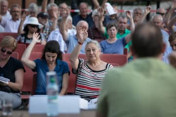 スイス直接民主主義の伝統「住民総会」って何？