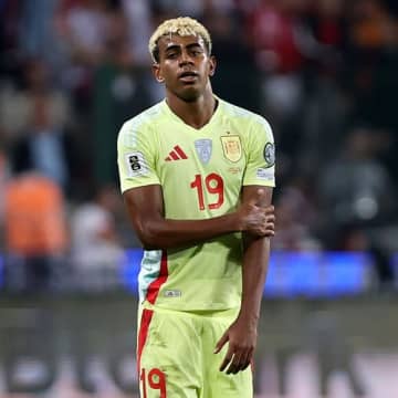 「前例のないことだ」ヤマルの招集を巡るスペイン代表とバルサの“衝突”はなぜ起きたのか。番記者が明かす舞台裏【現地発】