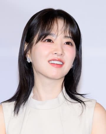 原因はストッキング？「セレブの宴」と炎上の韓国乳がん啓発イベント、1年前の女優レッドカーペット不参加事件の“真相”明らかに