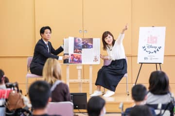 水卜麻美「笑顔のきっかけになれば」病気と闘う子どもたちを読み聞かせで応援 夢の国からはサプライズであのキャラが登場！？