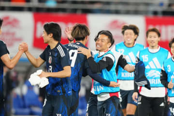 【広島-FC東京】スタメン発表。ブラジル撃破の日本代表最年長、39歳のDF長友佑都が先発