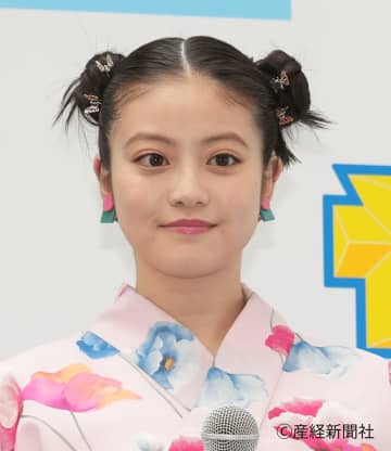 今田美桜、初司会で見せる本気の紅白　綾瀬はるかも唸る存在感