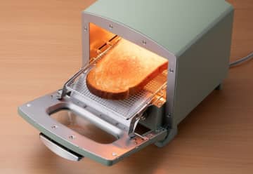 “食パン1枚専用”の正解、アラジン『グラファイトトースター』が外カリ中モチの最短ルート