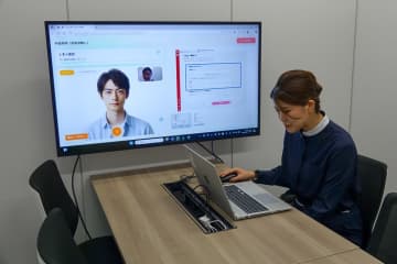 ドコモショップのスタッフはAI相手に応対スキルを磨く――育成時間を8割削減、全国で本格稼働