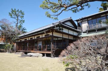 飲食店無許可営業の国文化財「私物化」に住民反発　小田原市、業者選定後に増築容認