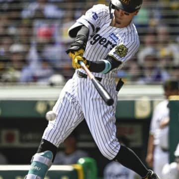 阪神・佐藤輝、豪快先制3ラン　福留孝介氏「状態の良さを表したようなホームラン」