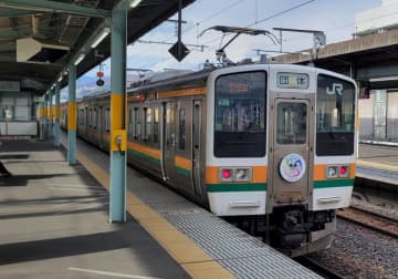 【飲める211系】両毛線に「できたてワイン」を楽しむ特別な列車が運行！前沢牛ローストビーフなど沿線グルメ満載の「テロワール211」ツアー発売！