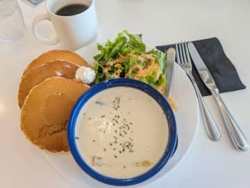 【自由が丘】ふわふわパンケーキおかわり自由でこの価格！？「ルサルカ」モーニングが神すぎた