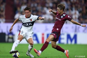 J1優勝争いを占う大一番はドロー決着…首位・鹿島は11戦無敗に、神戸は勝ち点差詰められず