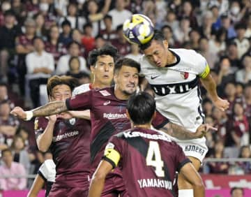 明治安田J1　鹿島、耐え抜く　神戸と0-0　首位はキープ