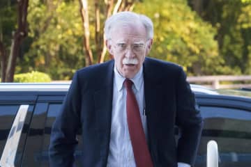 ボルトン元補佐官、無罪主張　機密持ち出し公判、長期化も